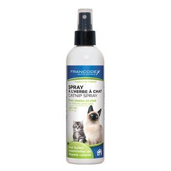 Francodex Spray zachęcający z kocimiętką dla kociąt i kotów 200 ml